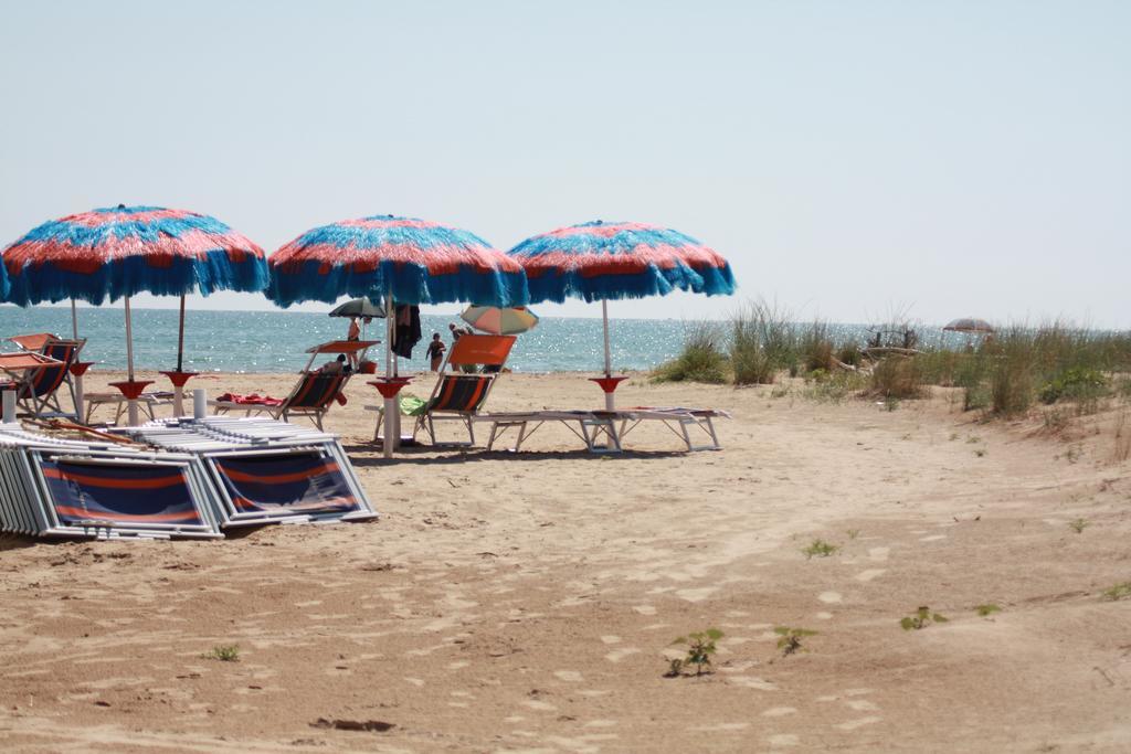 Hotel Lido Васто Экстерьер фото